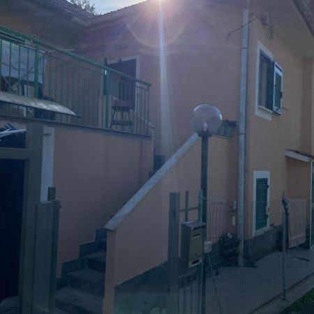 Apartamento Piano Superiore A Pochi Passi Dal Mare Sestri Levante Exterior foto