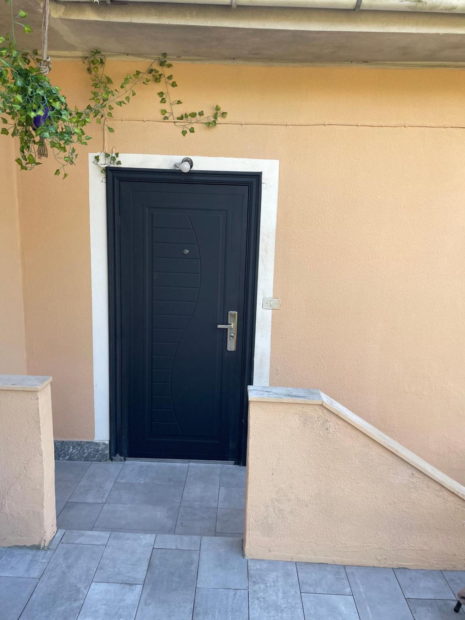 Apartamento Piano Superiore A Pochi Passi Dal Mare Sestri Levante Exterior foto